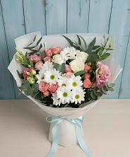 Букет цветов из:  Розы, Лизиантусы и Хризантемы в Светлополянске