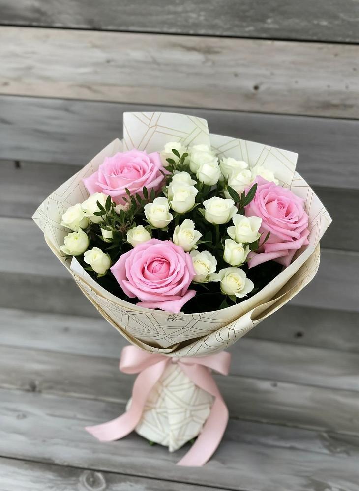 Букет цветов из: Розы в Светлополянске