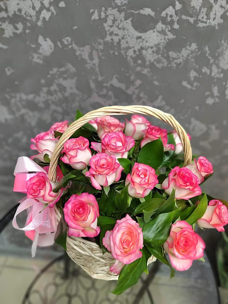 Цветочная композиция из Розы в корзине в Светлополянске