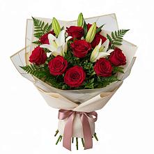 Букет цветов из:  Лилии и Розы в Светлополянске