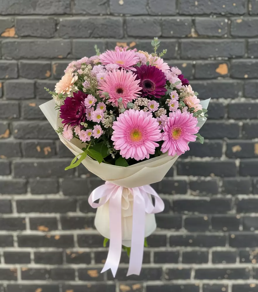 Букет цветов из: Герберы и Хризантемы в Светлополянске