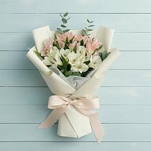 Букет цветов из:  Альстромерии в Светлополянске