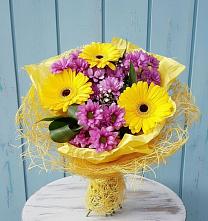Букет цветов из:  Хризантемы и Герберы в Светлополянске