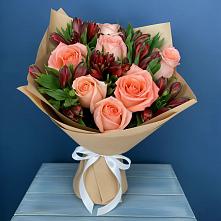 Букет цветов из:  Розы и Альстромерии в Светлополянске