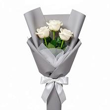 Букет 3 белые розы в Светлополянске