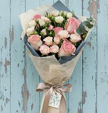Букет цветов из:  Розы #REPLACE_PRED# Светлополянске
