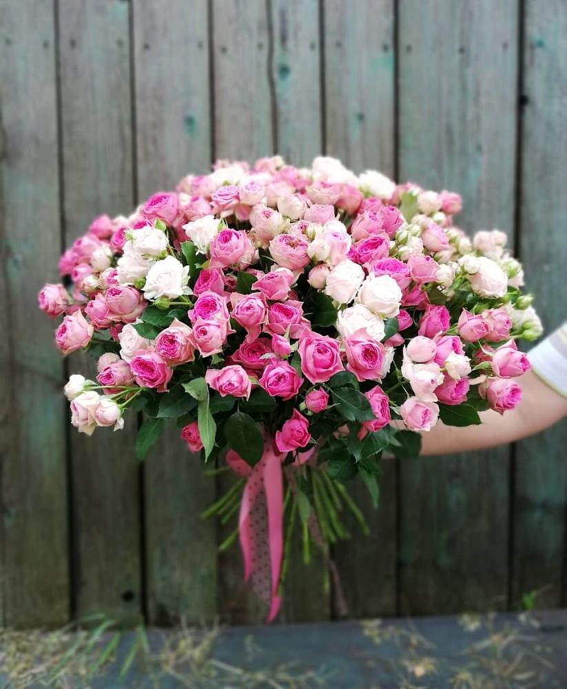 Букет Розовые кустовые розы Натали и Лав Лидия в Светлополянске