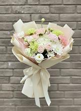 Букет цветов из:  Гвоздики, Розы, Лизиантусы и Хризантемы в Светлополянске