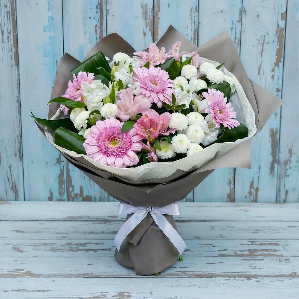 Букет цветов из: Герберы, Альстромерии и Хризантемы в Светлополянске
