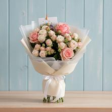 Букет цветов из:  Розы в Светлополянске