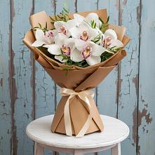 Букет цветов из:  Орхидеи и Розы в Светлополянске