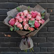 Букет цветов из:  Розы в Светлополянске