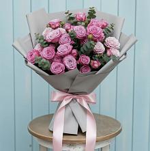 Букет цветов из:  Розы в Светлополянске